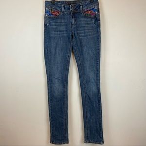 Delia’s Jayden Embroidered Skinny Blue Jeans Women’s Size 3/4